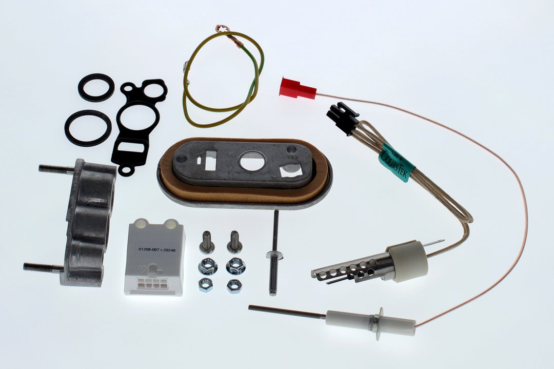 BOSCH Ersatzteil TTNR: 7736701771 Zuendungsset fuer ZBR65-2 A 21-23 BOSCH Ersatzteil TTNR: 7736701771 Zuendungsset fuer ZBR65-2 A 21-23