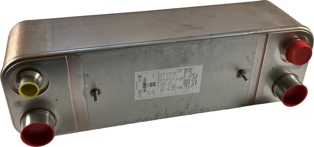 BOSCH Ersatzteil TTNR: 8738208450 Waermetauscher AC 112-64 BOSCH Ersatzteil TTNR: 8738208450 Waermetauscher AC 112-64