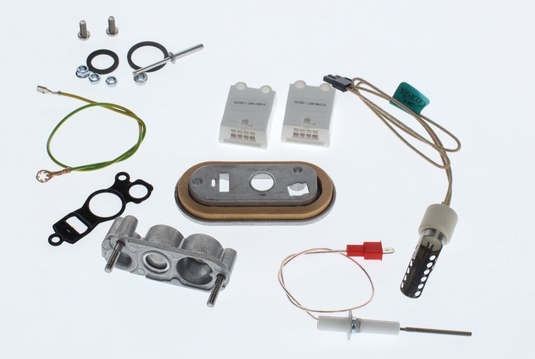BOSCH Ersatzteil TTNR: 7736701773 Zuendungsset fuer KBR65-3 A 21-23 BOSCH Ersatzteil TTNR: 7736701773 Zuendungsset fuer KBR65-3 A 21-23