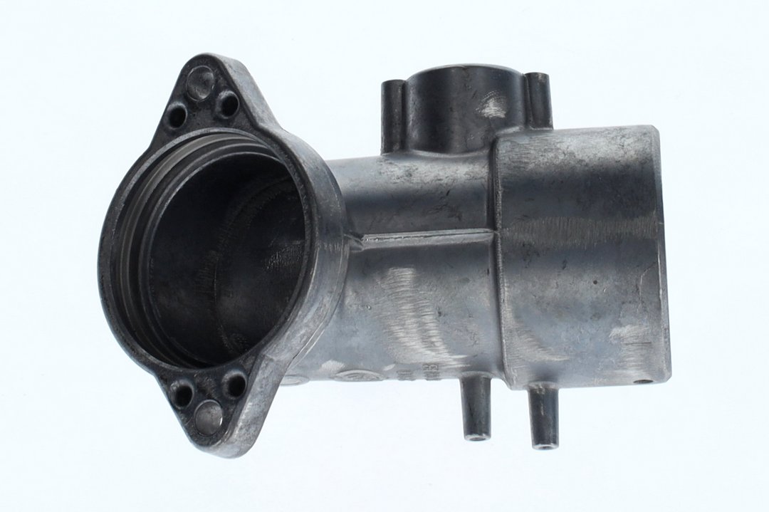 BOSCH Ersatzteil TTNR: 7098882 Brenneranschlussrohr GB112 BOSCH Ersatzteil TTNR: 7098882 Brenneranschlussrohr GB112